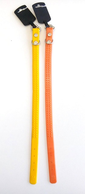 COLLAR PVC N°3 CON TACHAS - CAFRAN