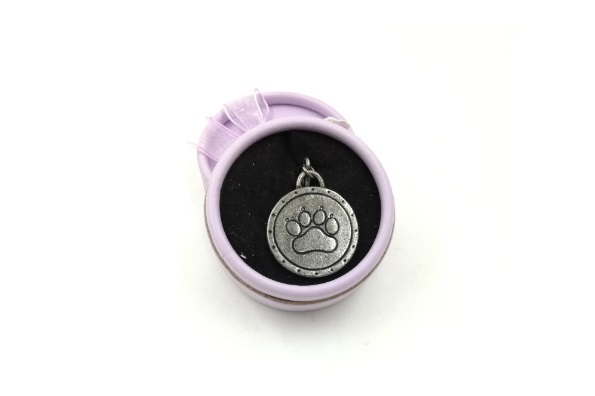 MEDALLA HUELLA GRIS  MISTER HUESO