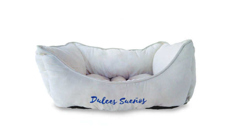 CAMA RECTANGULAR MEDIUM AZUL 64x53 cm.-EFSA630011